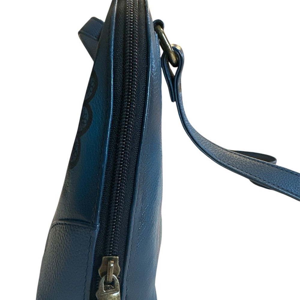 Anna by Anuschka Hand Painted Leather Small Multi Compartment Crossbody - Picture 4 of 6